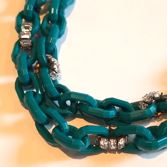 J. Crew Green Chain Link Statement Necklace - Picture 2 of 3